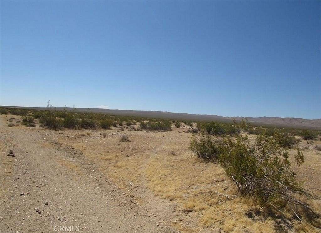 7.5 Acres of Land for Sale in Twentynine Palms, California