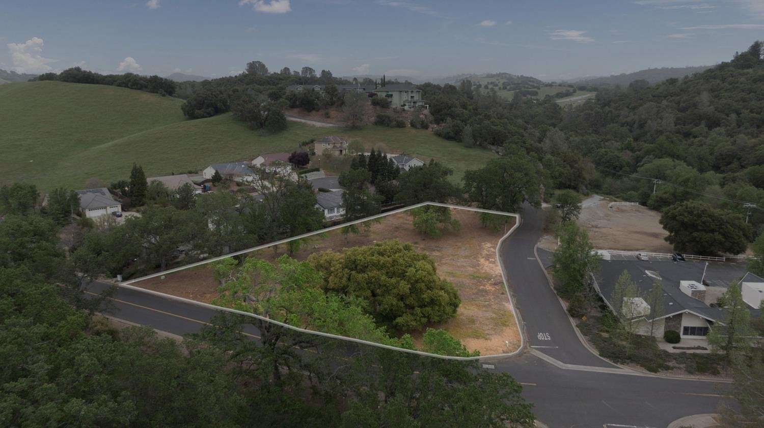 1 Acre of Residential Land for Sale in Angels Camp, California