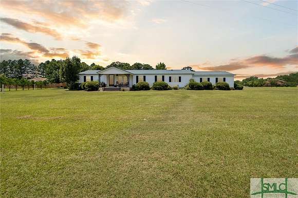 10.89 Acres of Land with Home for Sale in Sylvania, Georgia