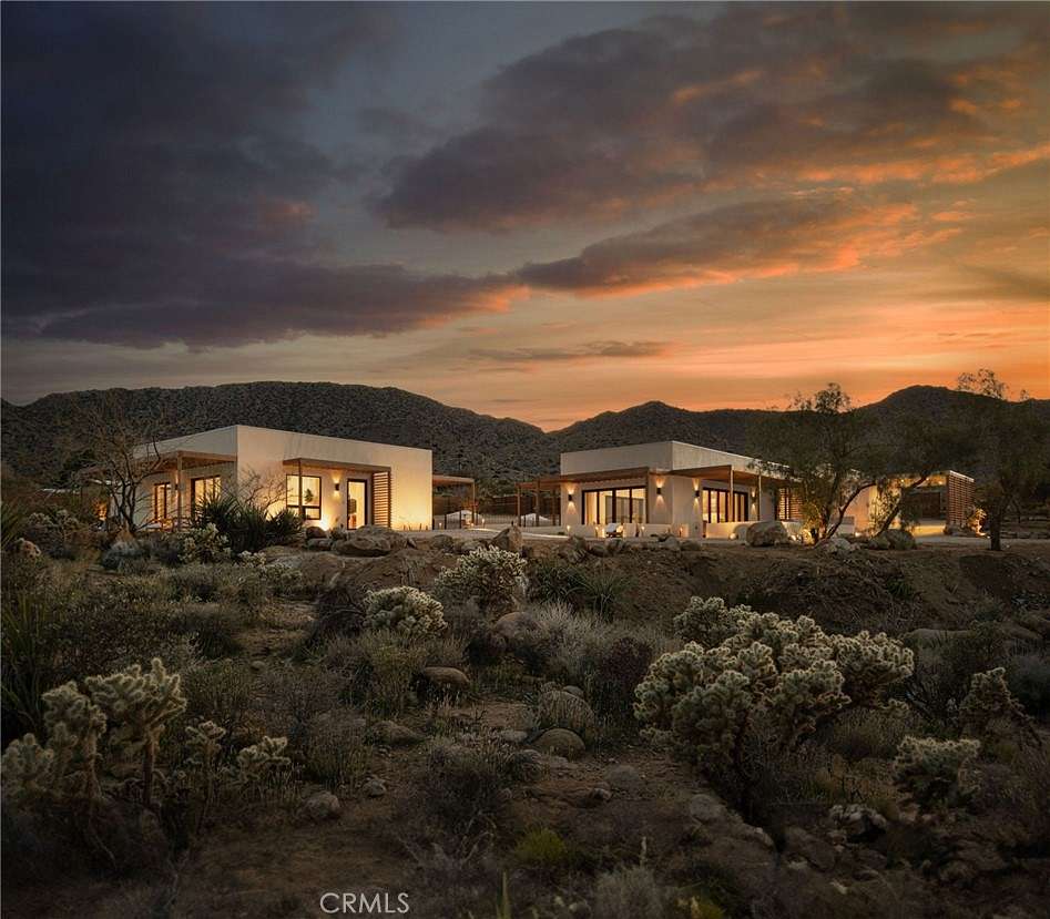 2.5 Acres of Residential Land with Home for Sale in Joshua Tree, California