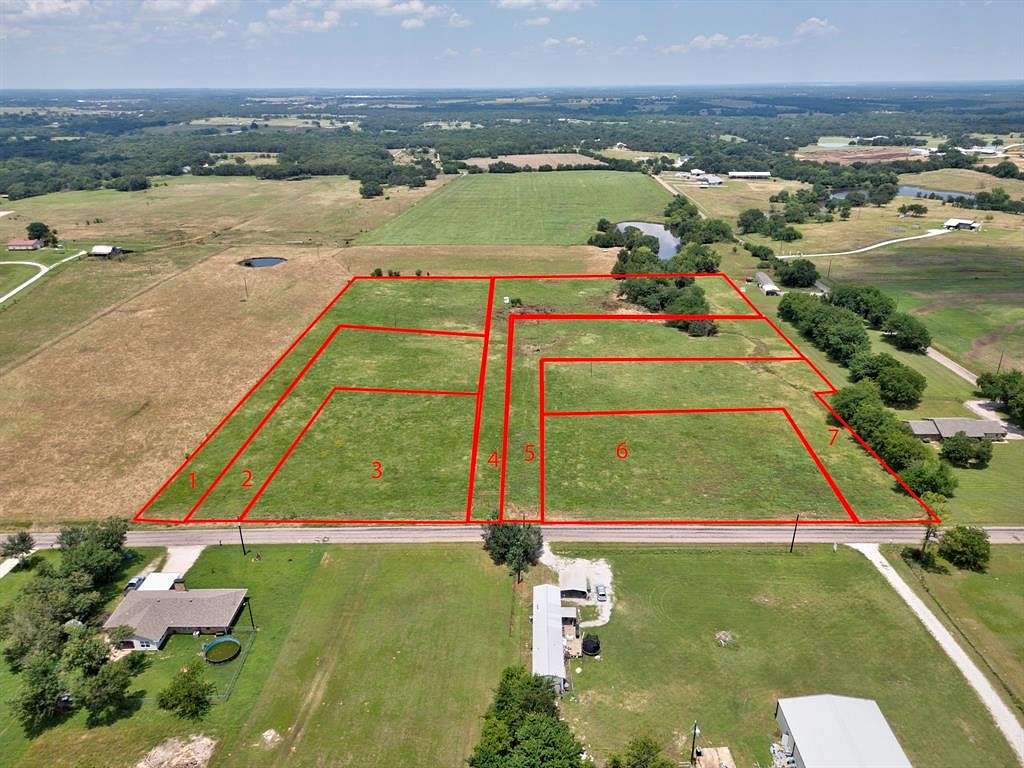 1.9 Acres of Land for Sale in Whitesboro, Texas
