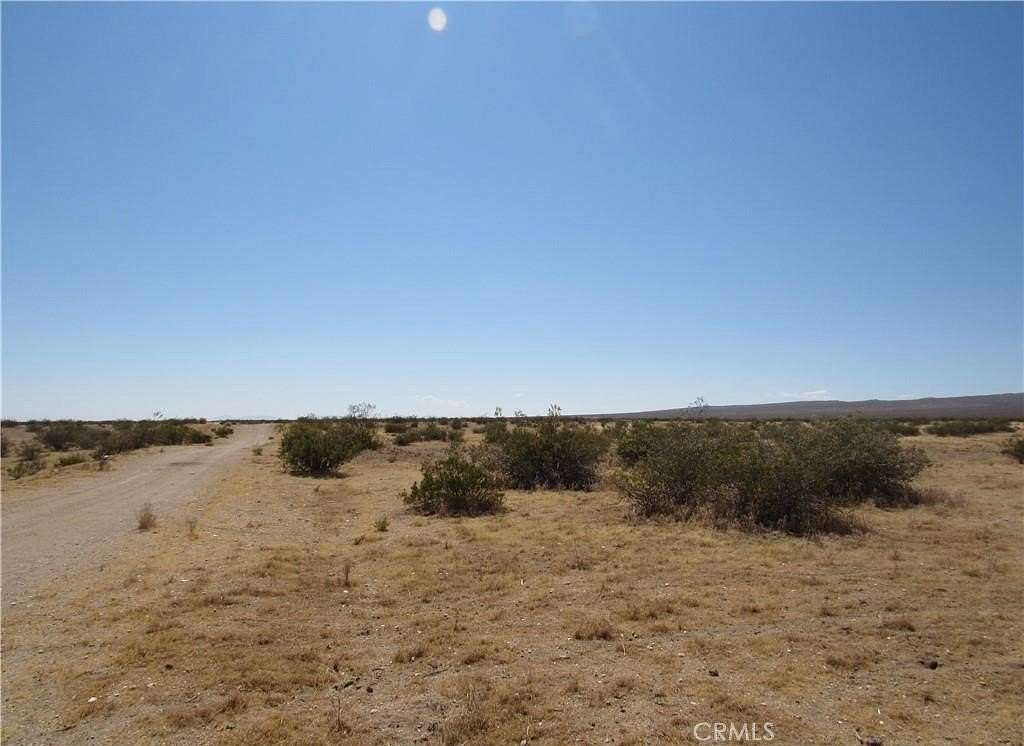 20 Acres of Land for Sale in California City, California