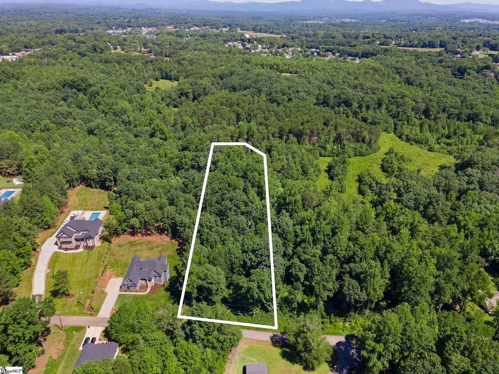 2 Acres of Residential Land for Sale in Taylors, South Carolina
