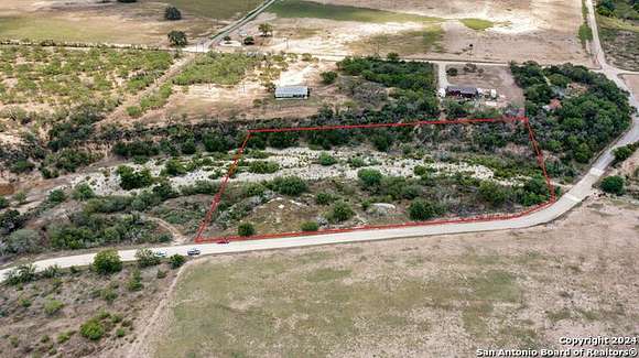 3.274 Acres of Residential Land for Sale in Hondo, Texas