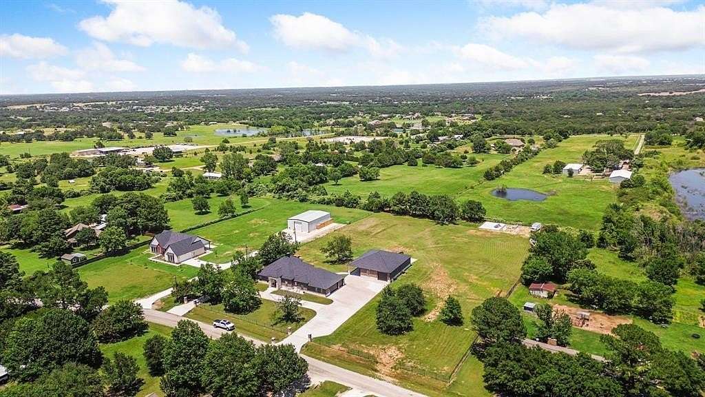 3 Acres of Residential Land with Home for Sale in Alvarado, Texas