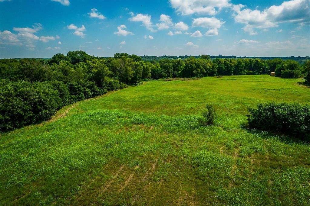 6.002 Acres of Residential Land for Sale in Maypearl, Texas