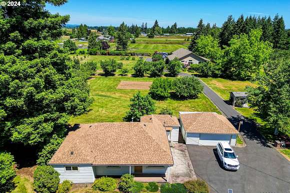 3.99 Acres of Residential Land with Home for Sale in Eugene, Oregon