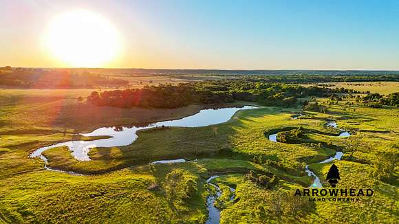 960 Acres of Recreational Land & Farm for Sale in Weleetka, Oklahoma