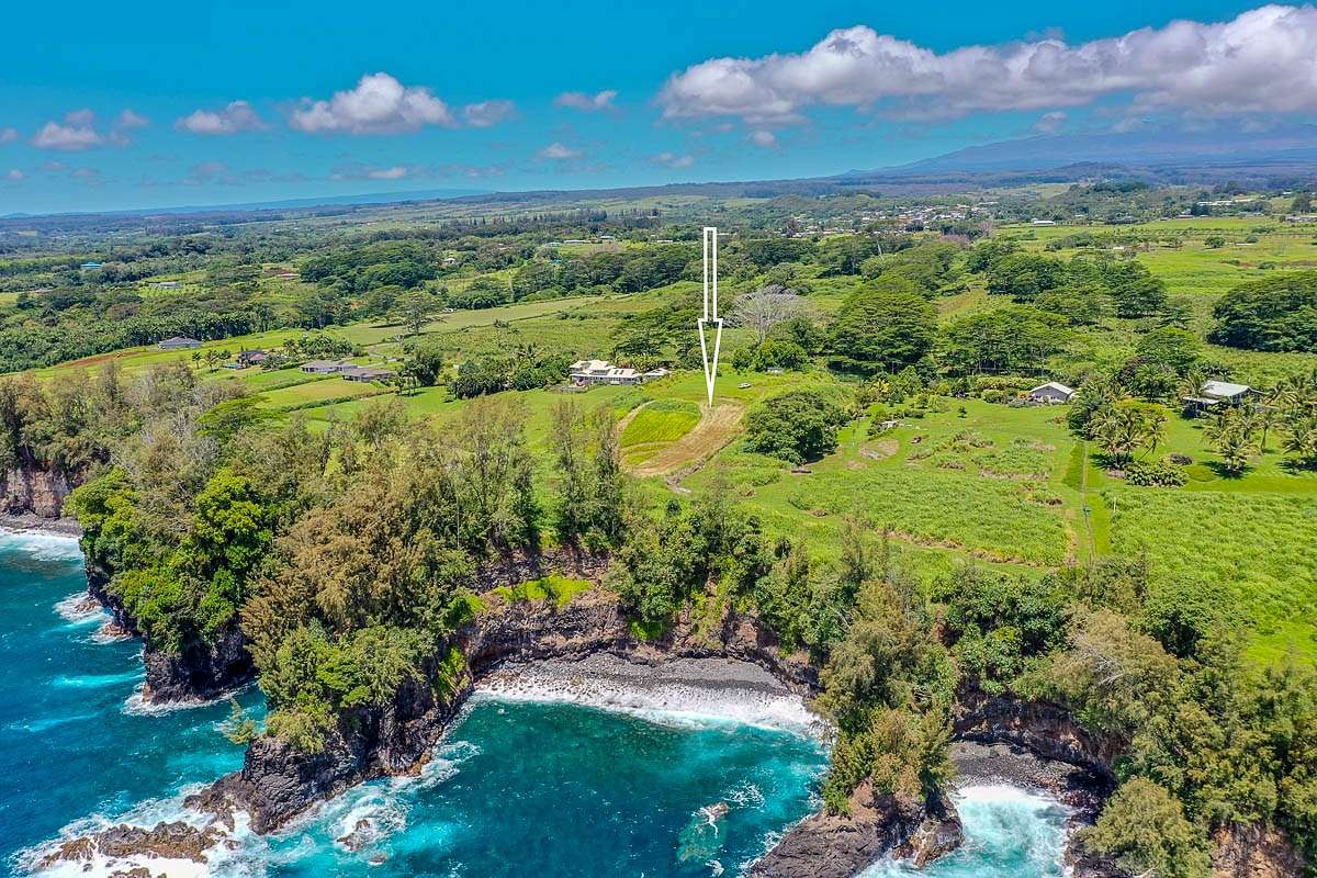 2.58 Acres of Residential Land for Sale in Pepeekeo, Hawaii
