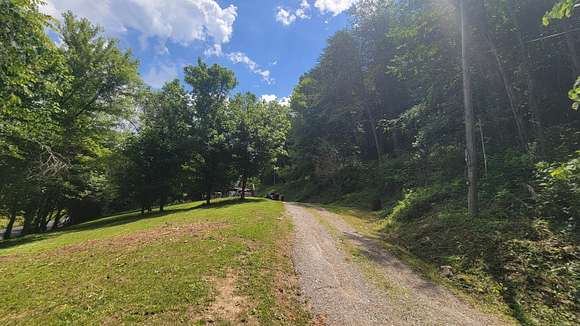 10.71 Acres of Recreational Land for Sale in Luttrell, Tennessee