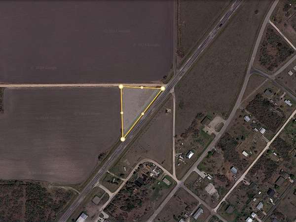 0.99 Acres of Land for Sale in Bayside, Texas