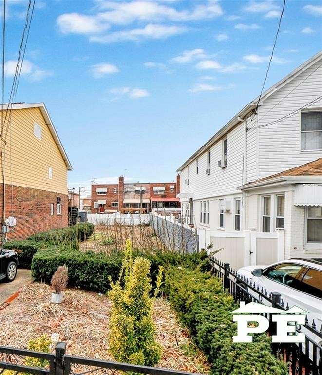 0.046 Acres of Residential Land for Sale in Brooklyn, New York