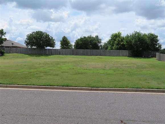 0.45 Acres of Residential Land for Sale in Clinton, Oklahoma