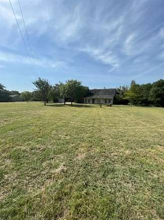 10 Acres of Residential Land with Home for Sale in Ennis, Texas