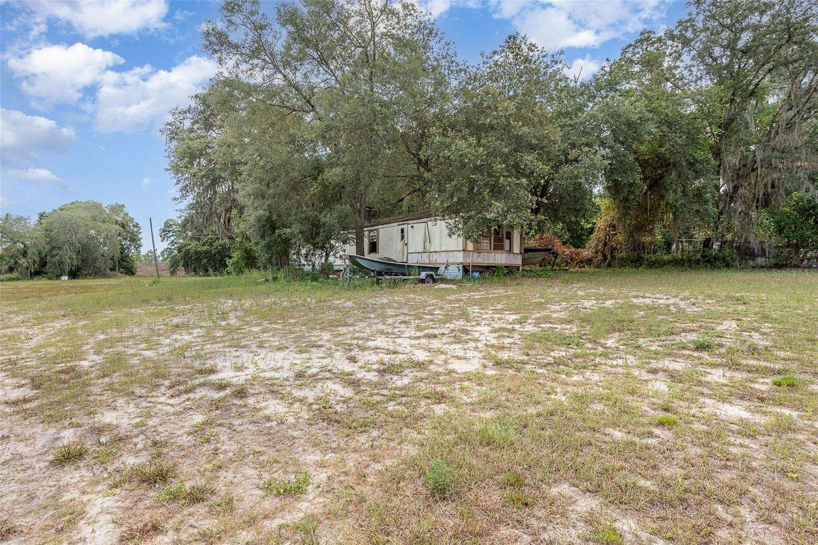 2.48 Acres of Residential Land with Home for Sale in Apopka, Florida