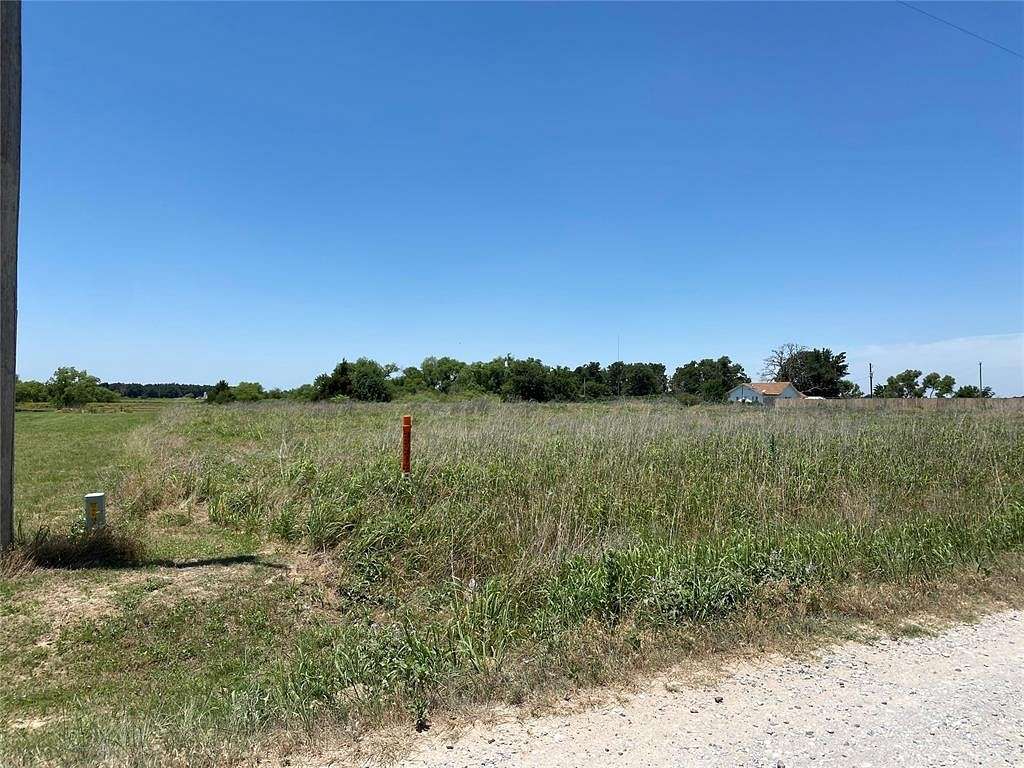 5 Acres of Residential Land for Sale in Crescent, Oklahoma