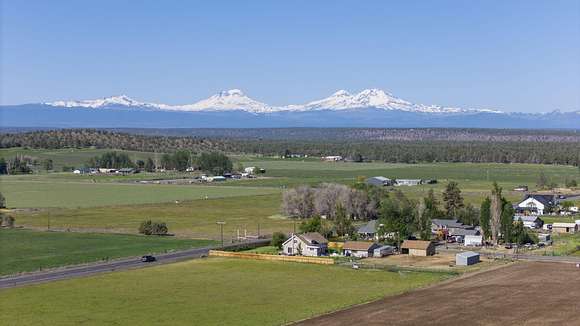 8.86 Acres of Residential Land with Home for Sale in Terrebonne, Oregon
