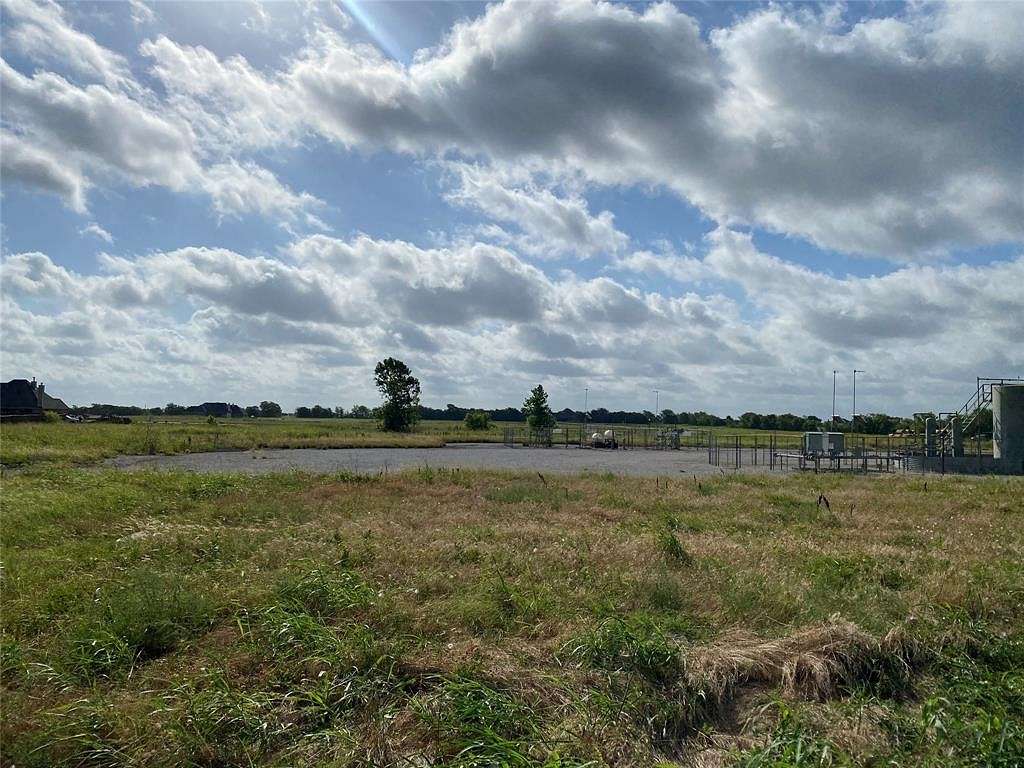 6 Acres of Commercial Land for Sale in Justin, Texas