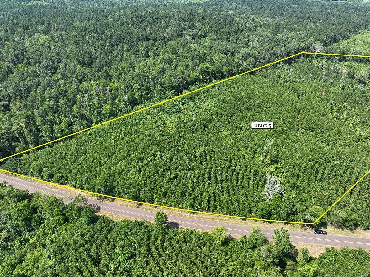 15.1 Acres of Land for Sale in Geneva, Texas
