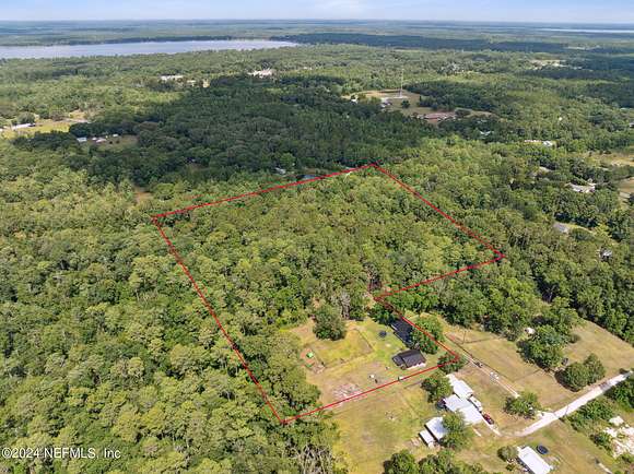 12 Acres of Land with Home for Sale in Hampton, Florida