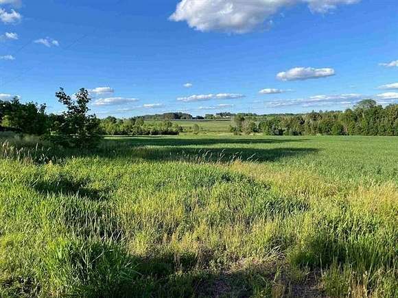 5.54 Acres of Residential Land for Sale in Marathon City, Wisconsin