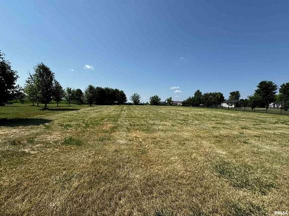 0.33 Acres of Residential Land for Sale in Macomb, Illinois