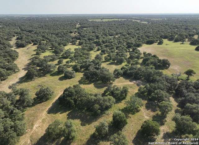 34 Acres of Recreational Land & Farm for Sale in Floresville, Texas