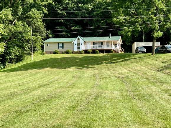 5.82 Acres of Residential Land with Home for Sale in Morristown, Tennessee