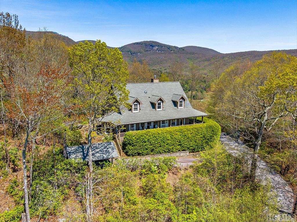 2.315 Acres of Residential Land with Home for Sale in Lake Toxaway, North Carolina