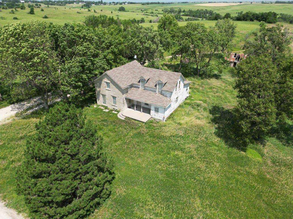 137 Acres of Agricultural Land with Home for Sale in Onaga, Kansas
