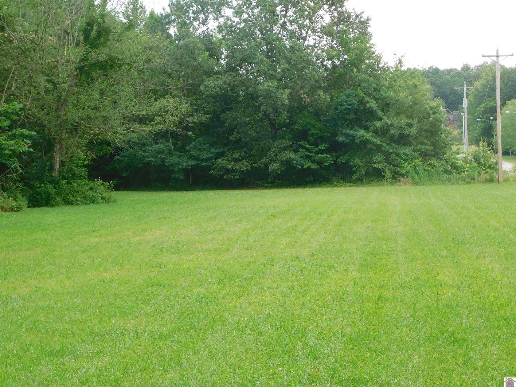 1.72 Acres of Residential Land for Sale in Benton, Kentucky
