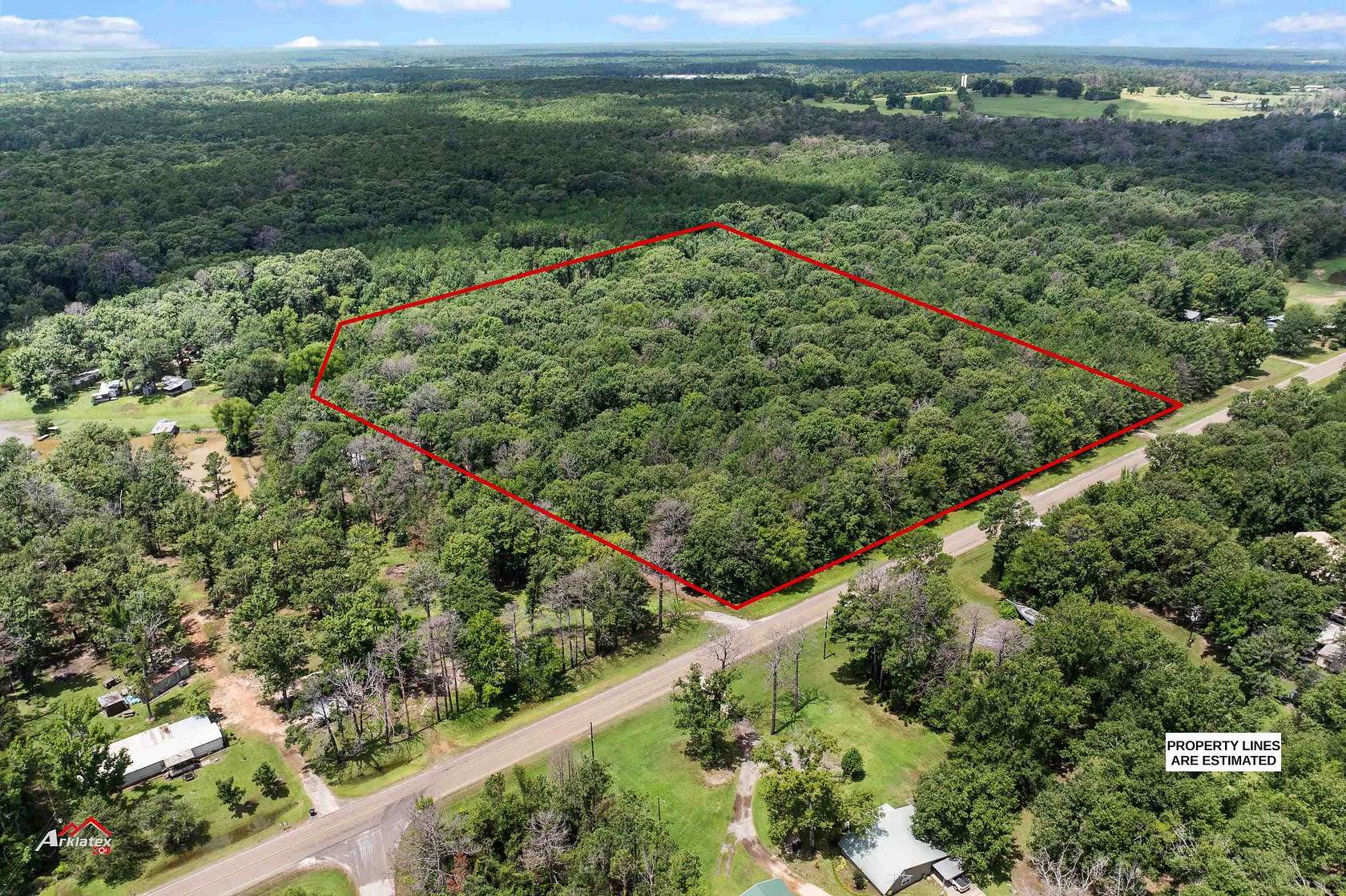 8.67 Acres of Residential Land with Home for Sale in Shelbyville, Texas