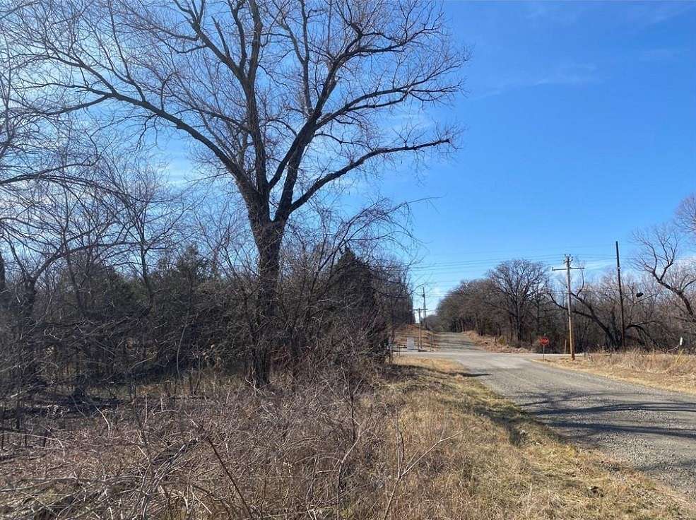 2.5 Acres of Residential Land for Sale in Noble, Oklahoma