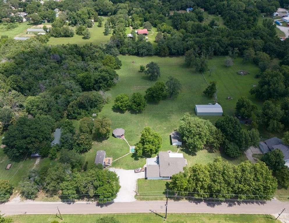 5 Acres of Residential Land with Home for Sale in Shawnee, Oklahoma
