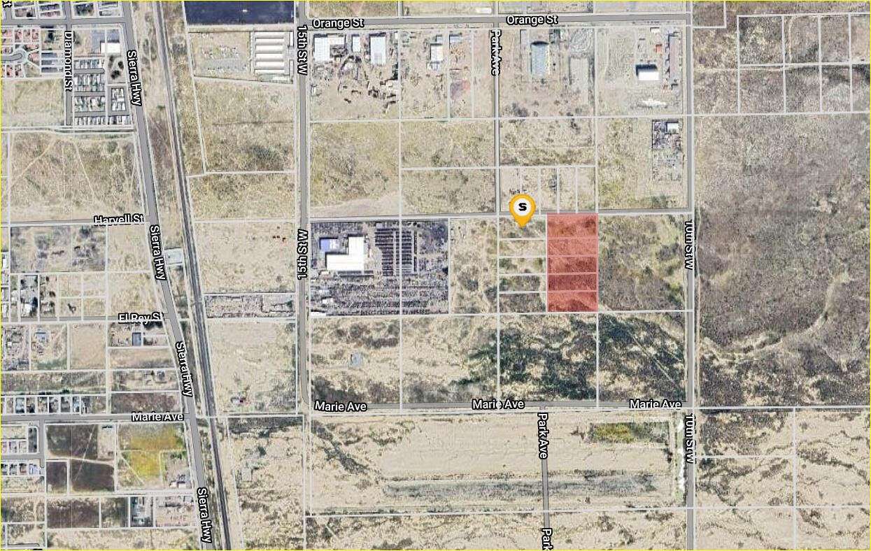 5 Acres of Commercial Land for Sale in Rosamond, California