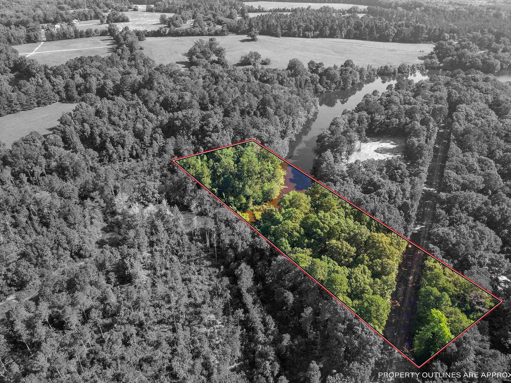 5 Acres of Residential Land for Sale in Ore City, Texas