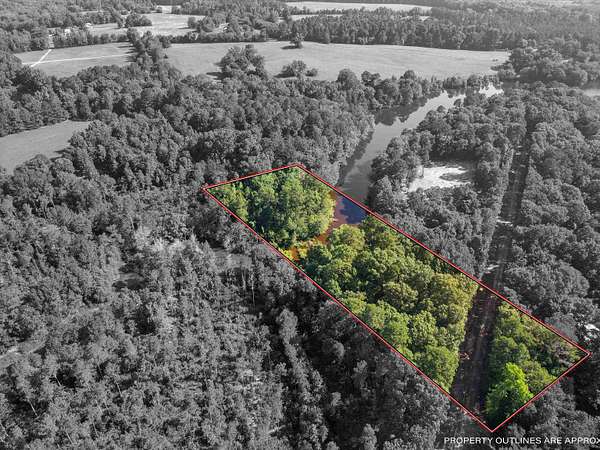 5 Acres of Residential Land for Sale in Ore City, Texas