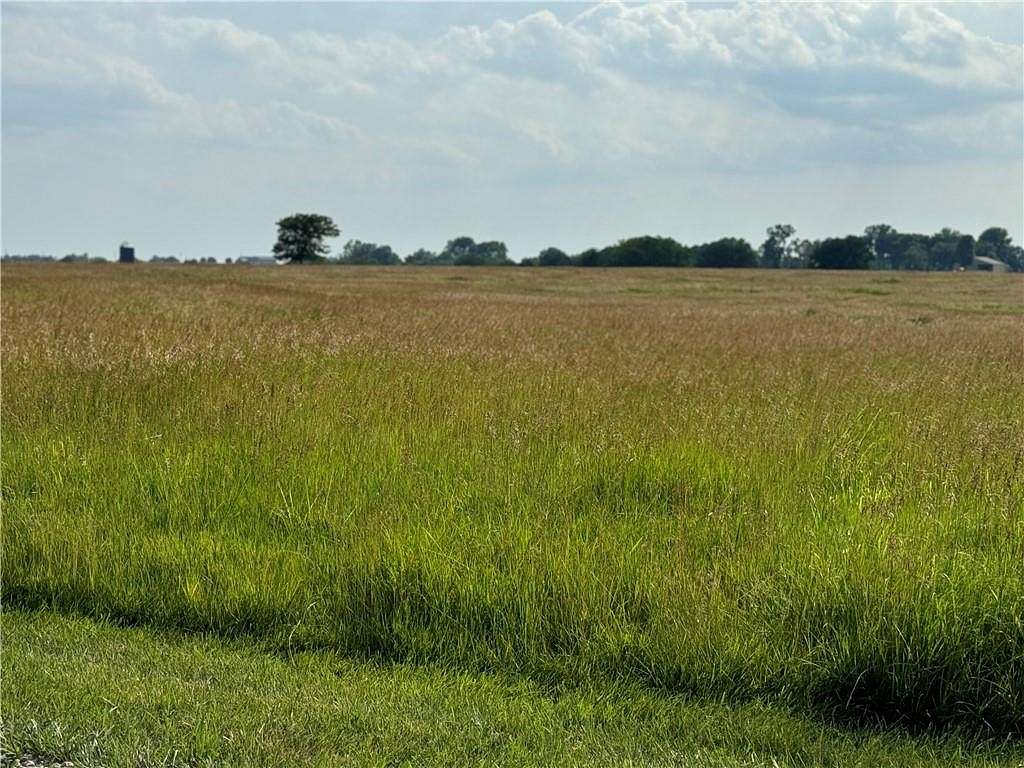 14.71 Acres of Land for Sale in Paola, Kansas