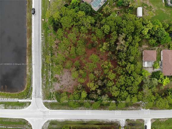 1.67 Acres of Residential Land for Sale in Palm Beach, Florida