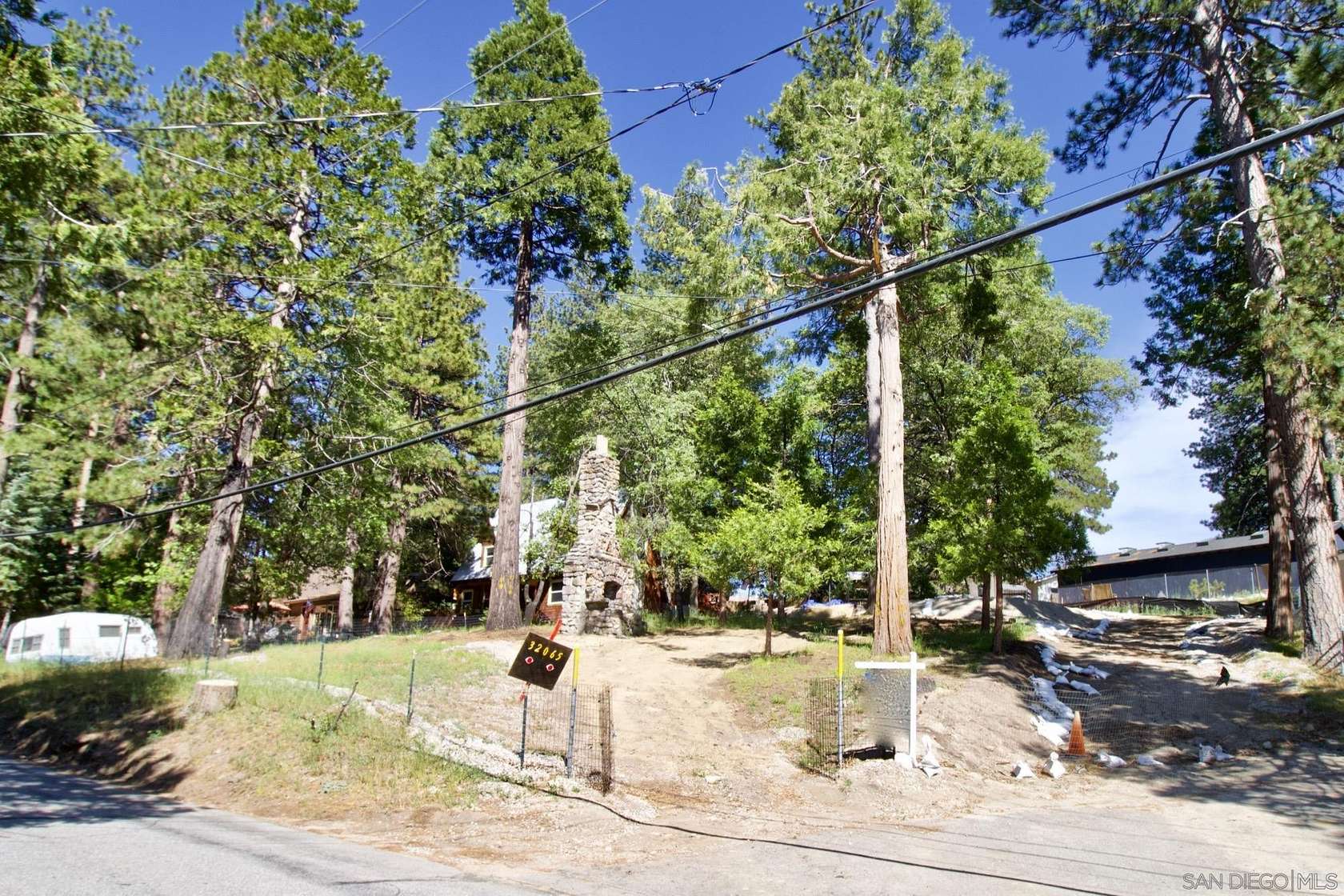 0.34 Acres of Commercial Land for Sale in Running Springs, California