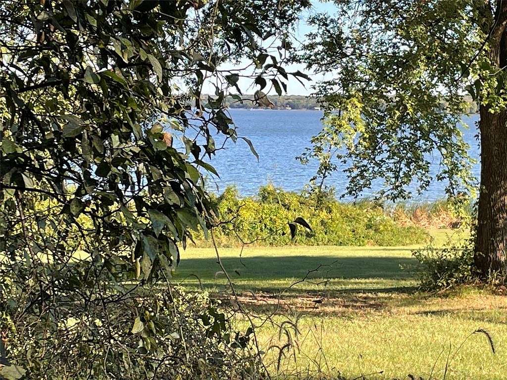 0.28 Acres of Residential Land for Sale in Gun Barrel City, Texas