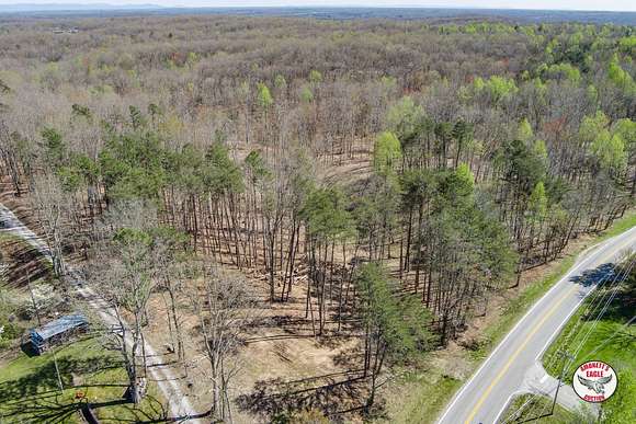 1.55 Acres of Land for Auction in Jamestown, Tennessee