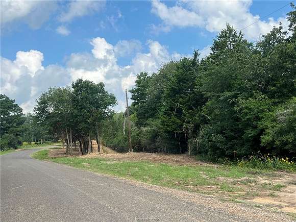 5.5 Acres of Residential Land for Sale in Franklin, Texas