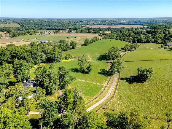 11.387 Acres of Land for Sale in Frankfort, Kentucky