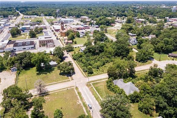 1.95 Acres of Land for Sale in Tuskegee, Alabama