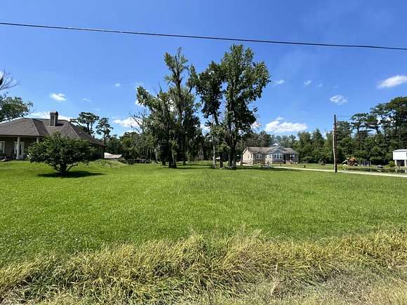 1 Acres of Residential Land for Sale in Saint Amant, Louisiana