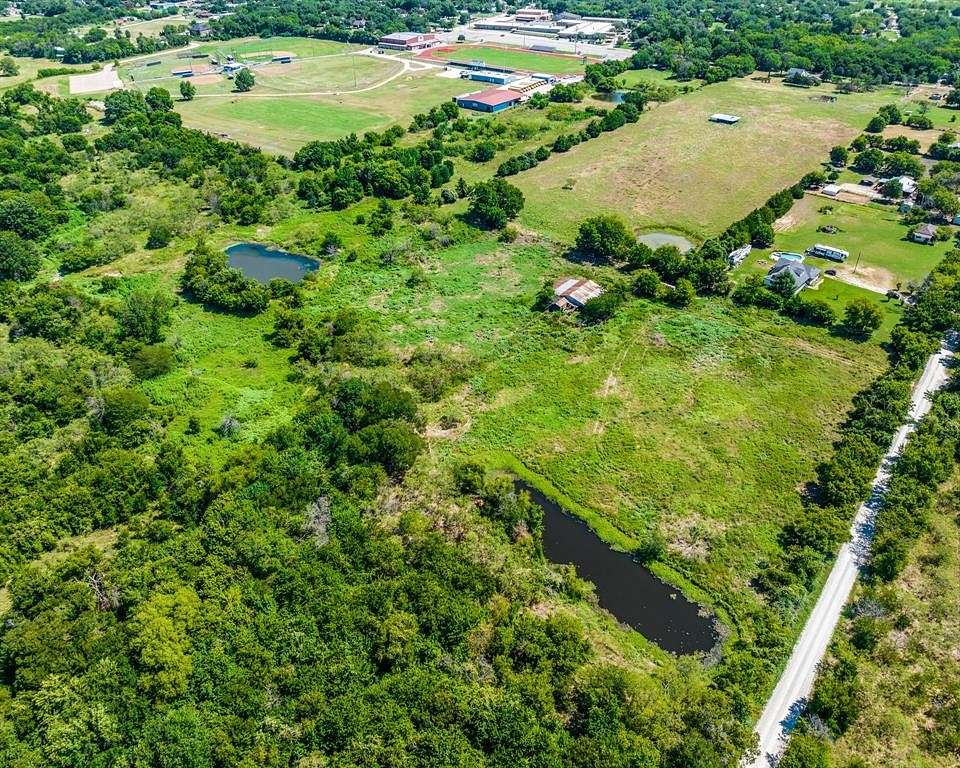 55 Acres of Land for Sale in Blooming Grove, Texas