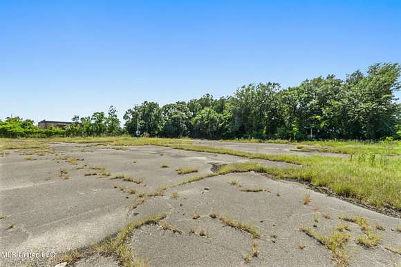 0.65 Acres of Commercial Land for Sale in Gulfport, Mississippi