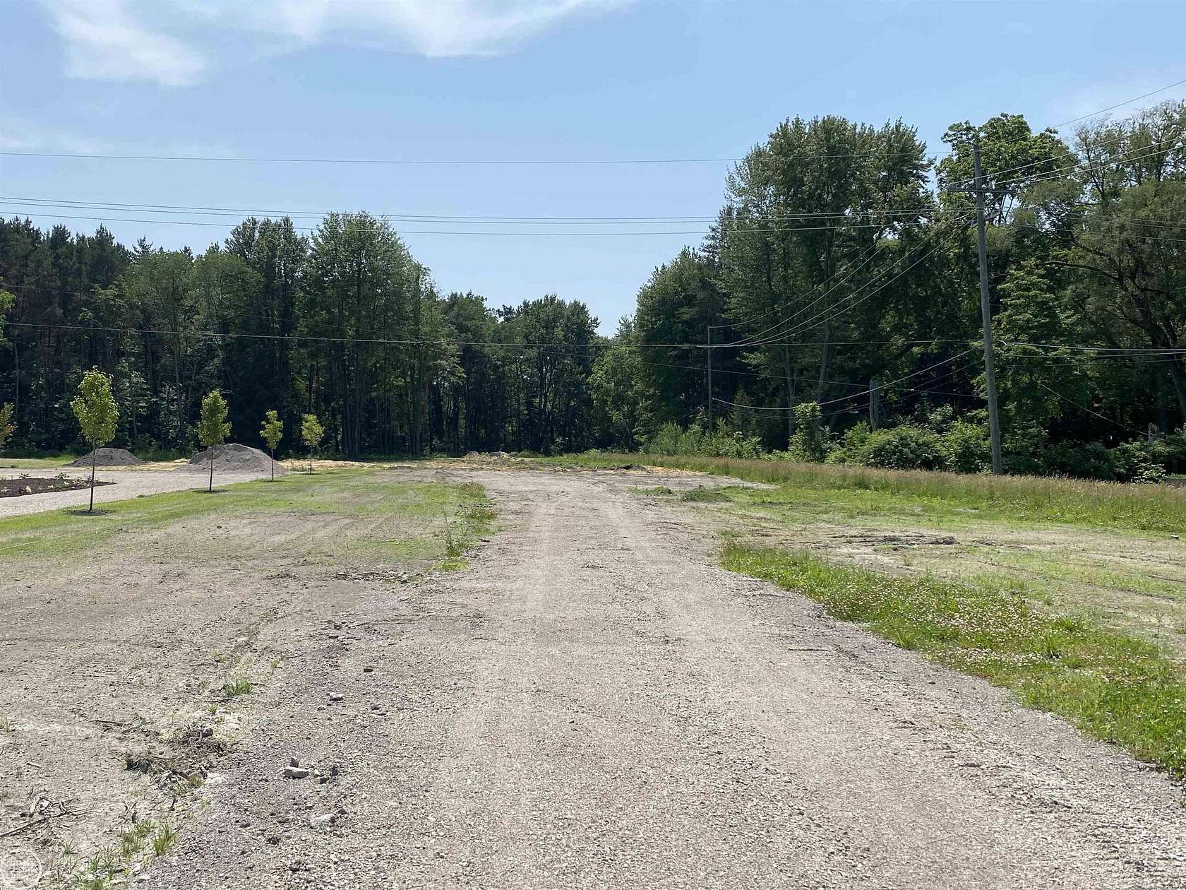 1.19 Acres of Residential Land for Sale in Fort Gratiot, Michigan