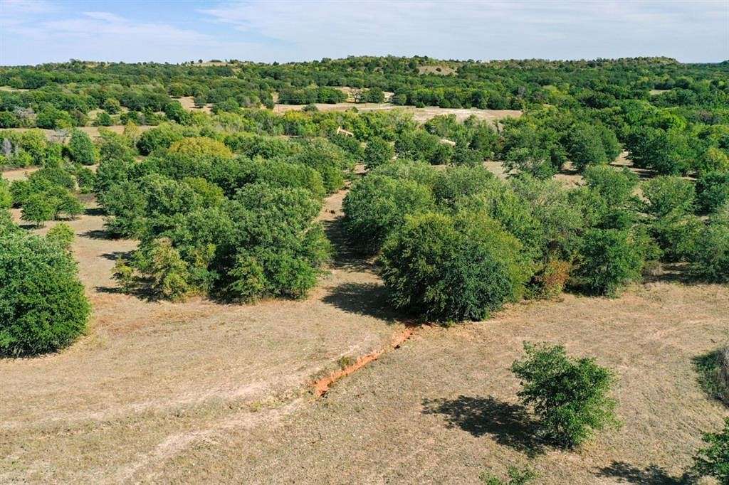 14 Acres of Recreational Land for Sale in St. Jo, Texas